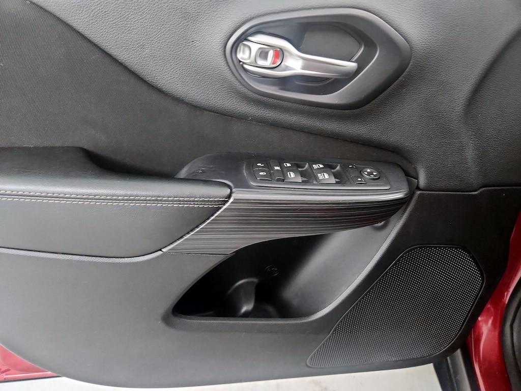 used 2016 Jeep Cherokee car, priced at $15,998