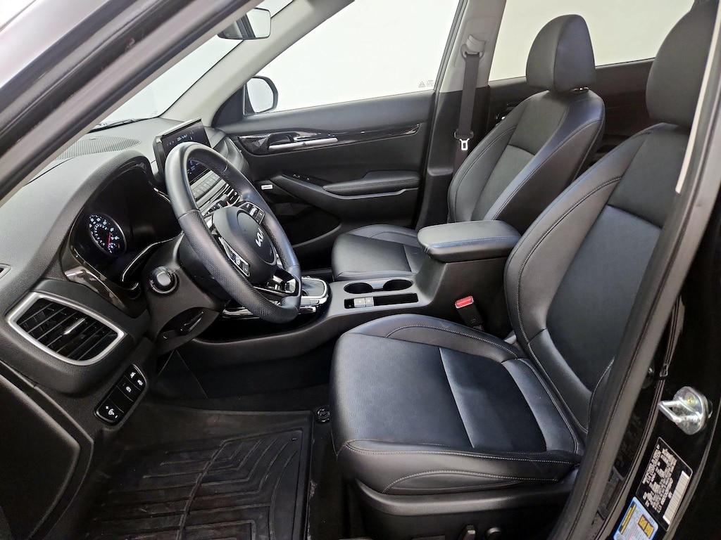 used 2023 Kia Seltos car, priced at $23,998