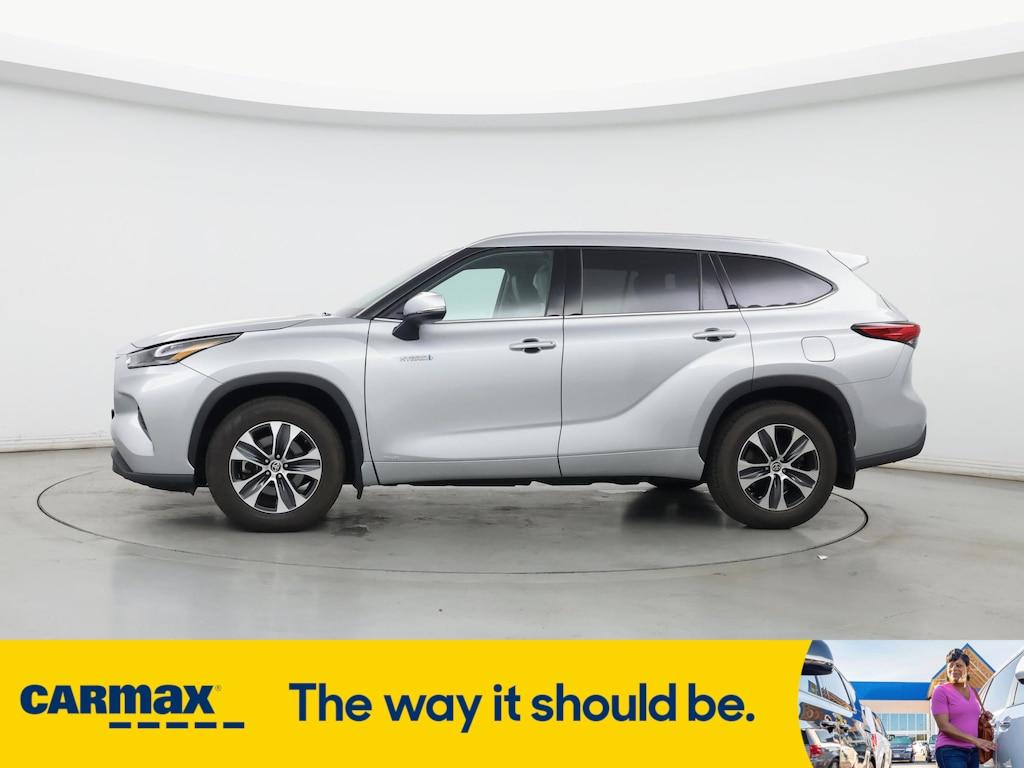 used 2021 Toyota Highlander Hybrid car, priced at $37,998