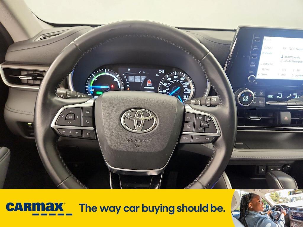 used 2021 Toyota Highlander Hybrid car, priced at $37,998