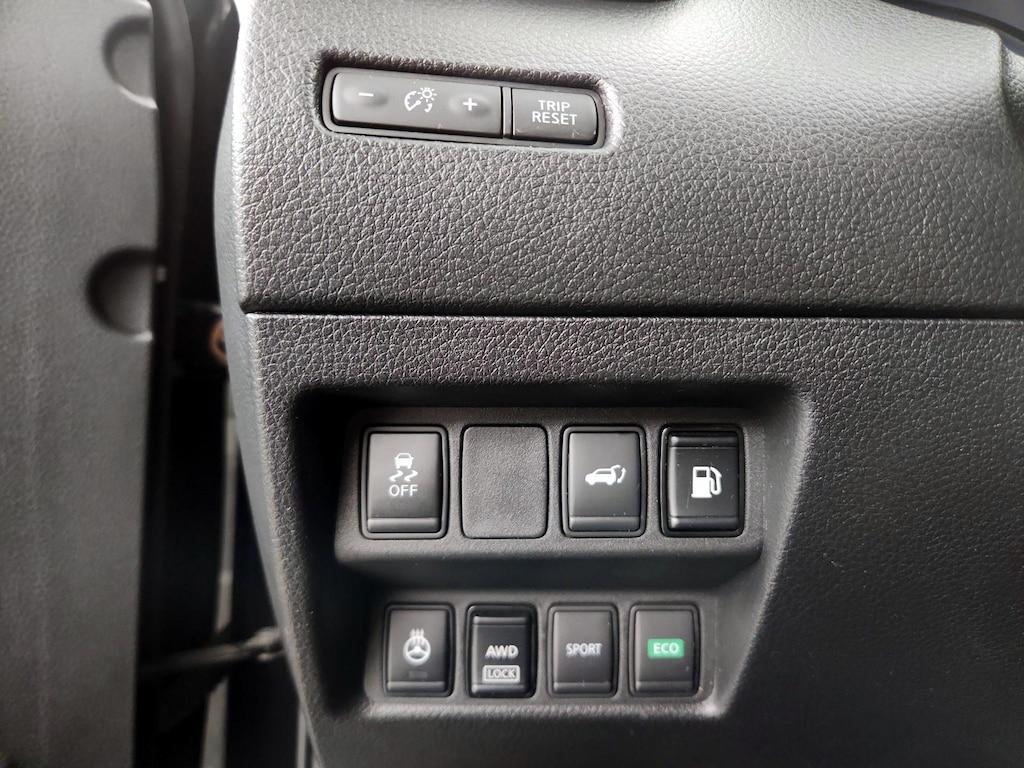 used 2018 Nissan Rogue car, priced at $19,998