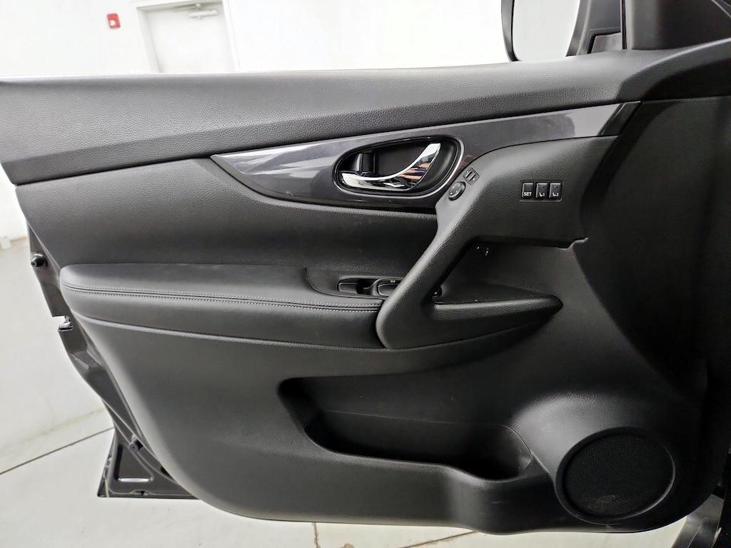 used 2018 Nissan Rogue car, priced at $19,998