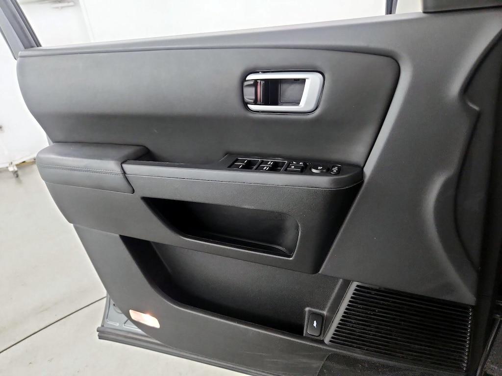 used 2013 Honda Pilot car, priced at $18,998