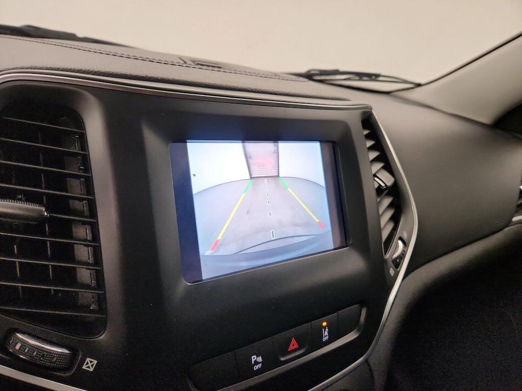 used 2021 Jeep Cherokee car, priced at $17,998