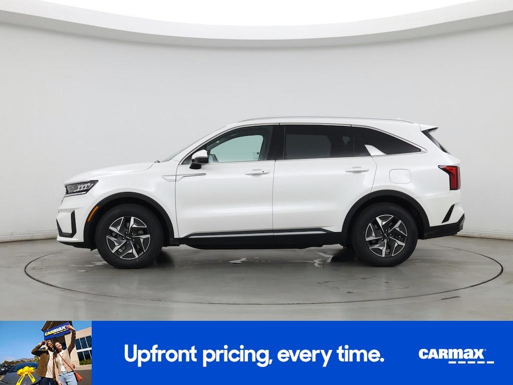 used 2022 Kia Sorento Hybrid car, priced at $28,998