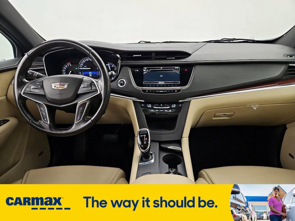 used 2019 Cadillac XT5 car, priced at $20,998