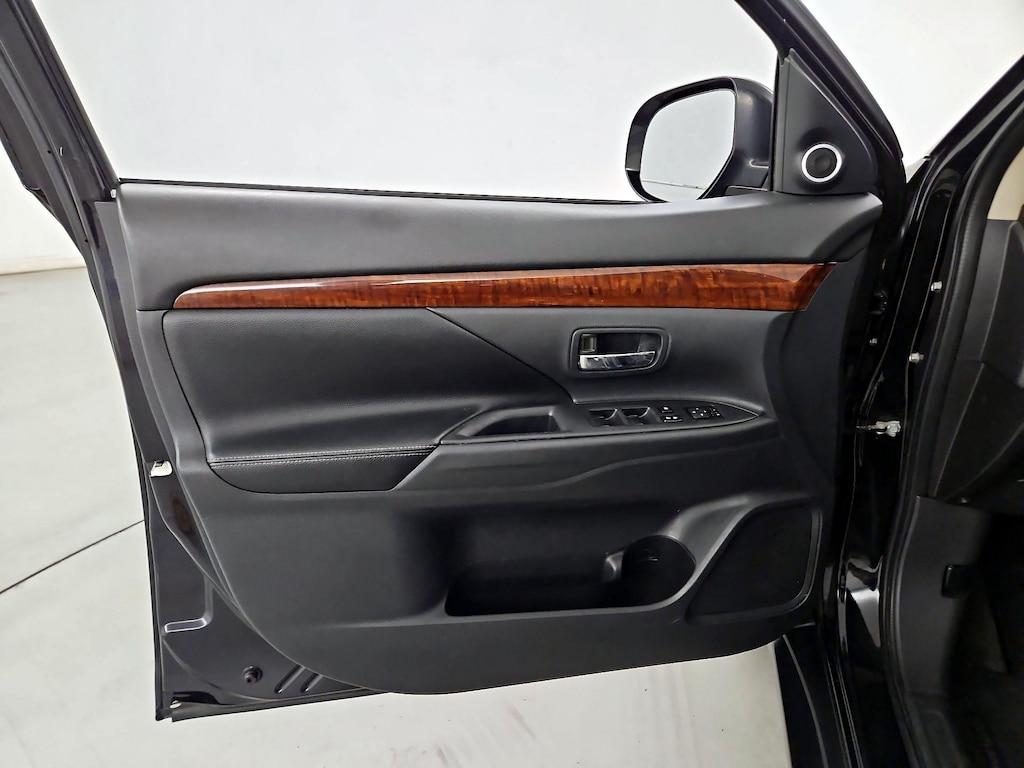 used 2014 Mitsubishi Outlander car, priced at $14,599