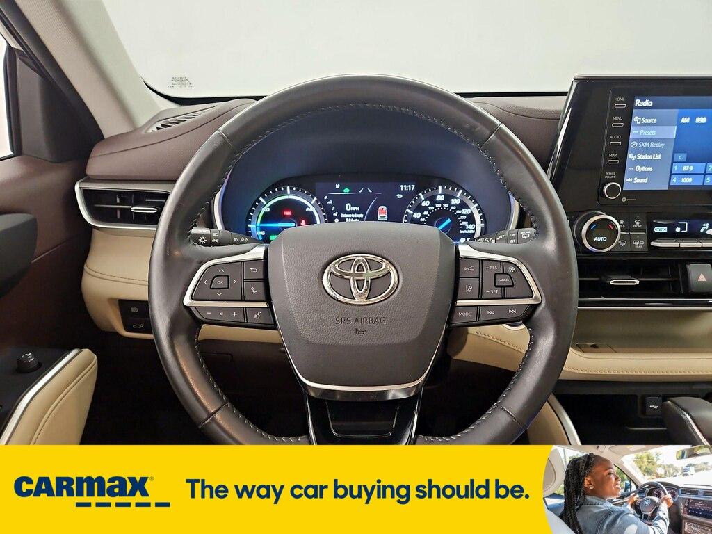 used 2021 Toyota Highlander Hybrid car, priced at $41,998