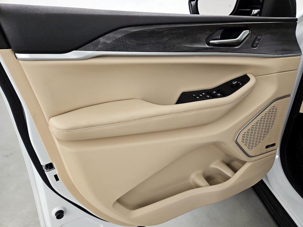 used 2022 Jeep Grand Cherokee car, priced at $30,998