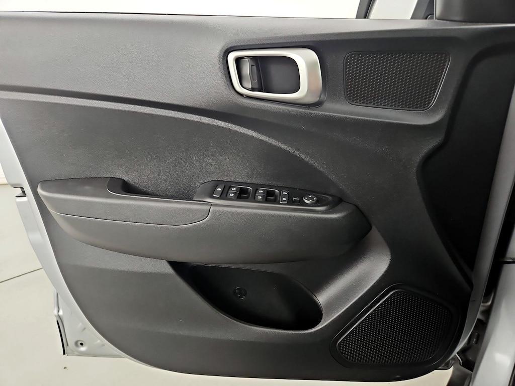 used 2022 Hyundai Venue car, priced at $18,998