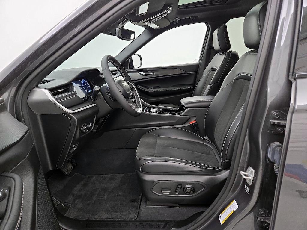 used 2023 Jeep Grand Cherokee car, priced at $36,998