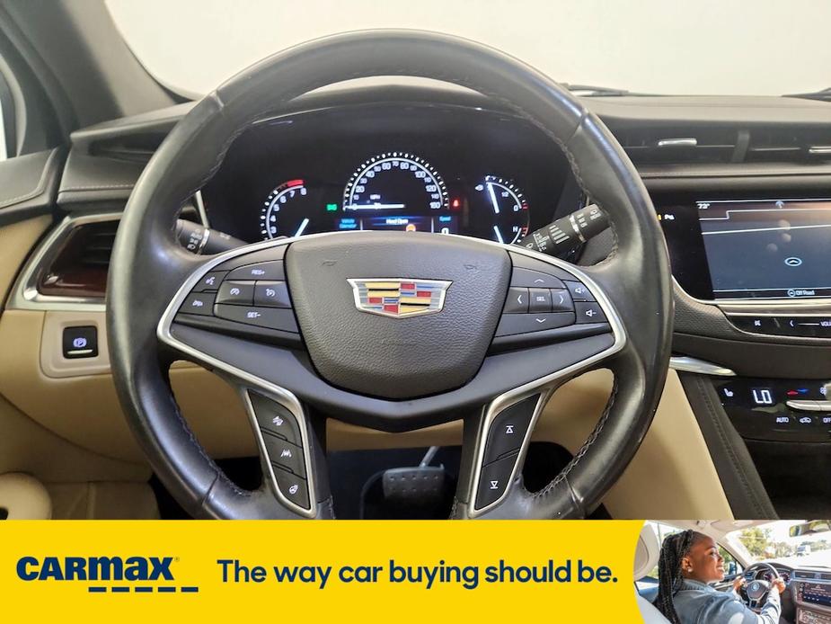 used 2017 Cadillac XT5 car, priced at $20,998