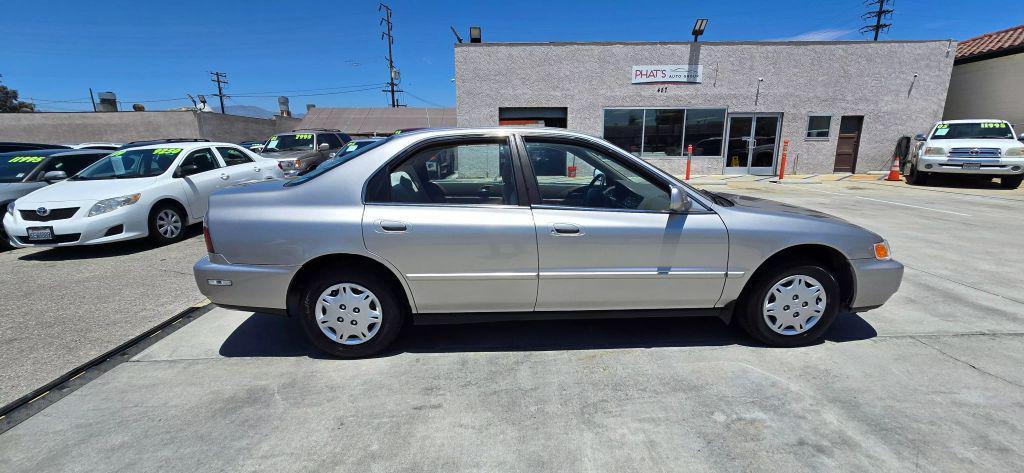 used 1997 Honda Accord car, priced at $6,495