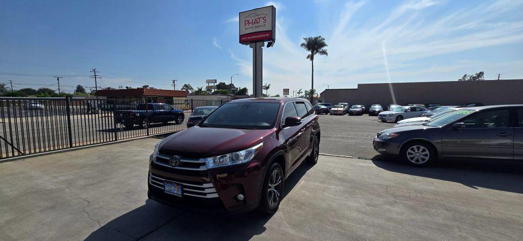 used 2018 Toyota Highlander car, priced at $18,750