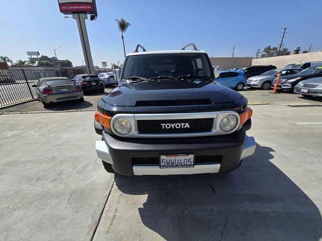 used 2007 Toyota FJ Cruiser car, priced at $14,995