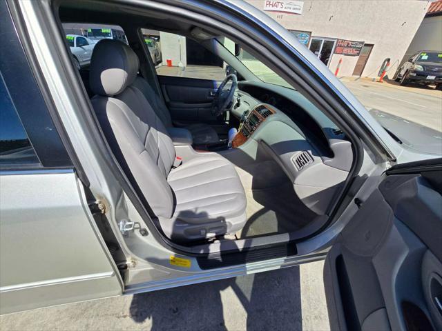 used 2002 Toyota Avalon car, priced at $5,999