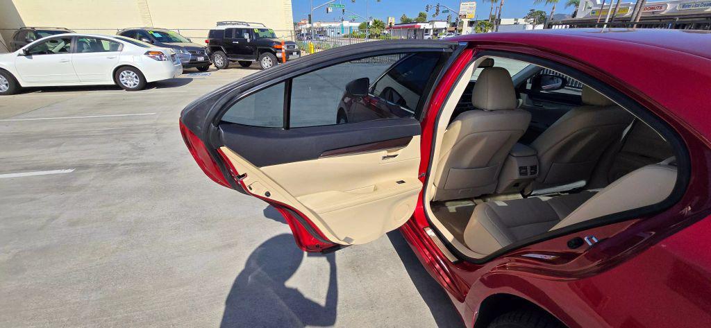 used 2015 Lexus ES 350 car, priced at $12,995