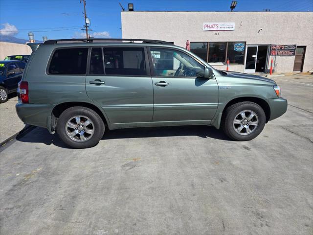 used 2006 Toyota Highlander car, priced at $7,495