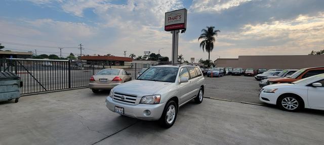 used 2005 Toyota Highlander car, priced at $8,495