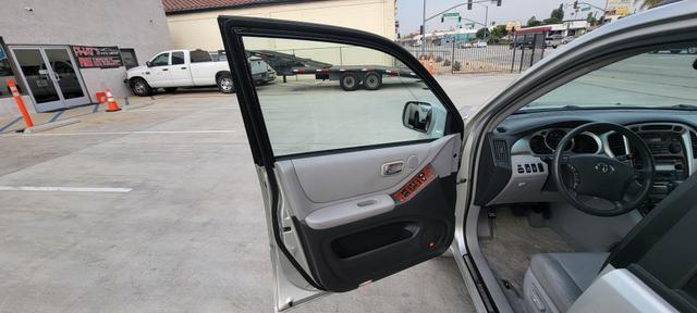 used 2005 Toyota Highlander car, priced at $8,495