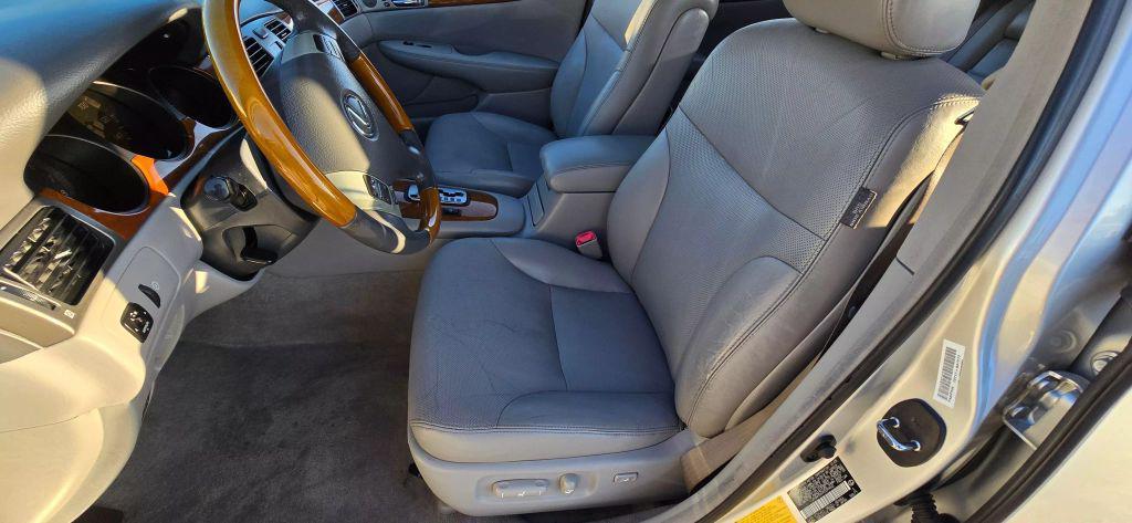 used 2005 Lexus ES 330 car, priced at $6,995