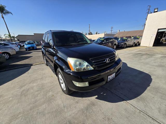 used 2004 Lexus GX 470 car, priced at $13,995