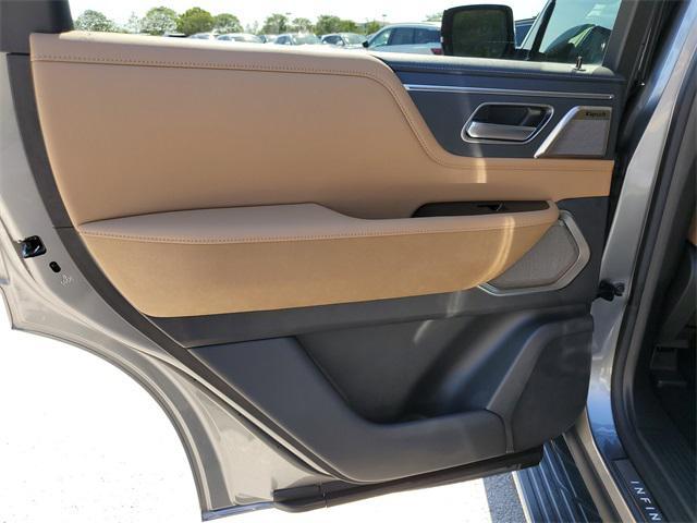 new 2025 INFINITI QX80 car, priced at $102,640