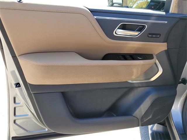 new 2025 INFINITI QX80 car, priced at $102,640