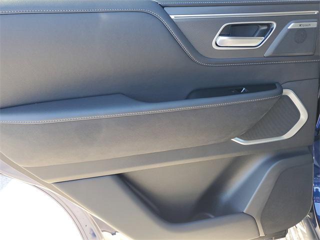 new 2025 INFINITI QX80 car