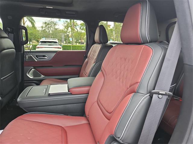 new 2025 INFINITI QX80 car, priced at $112,590