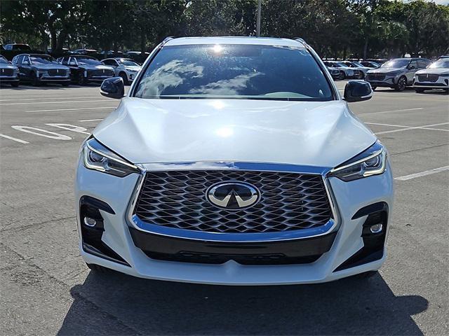 new 2025 INFINITI QX55 car, priced at $53,075