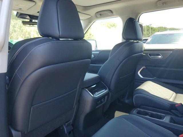 new 2025 INFINITI QX80 car, priced at $92,795