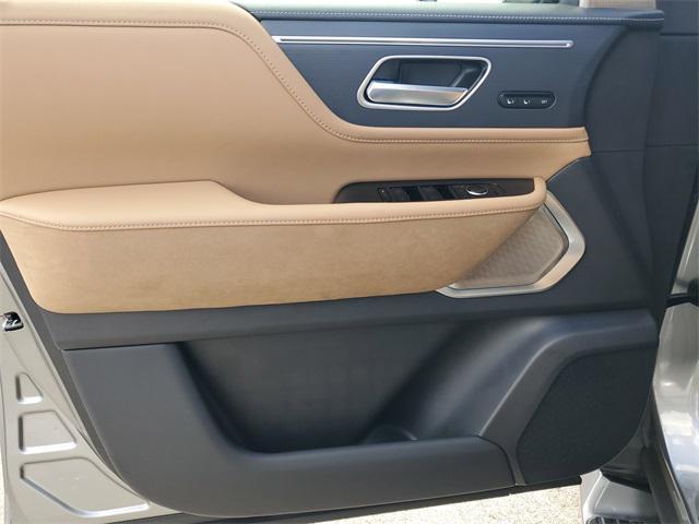 new 2025 INFINITI QX80 car, priced at $102,640