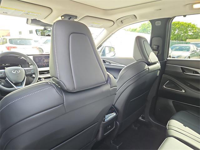 new 2025 INFINITI QX60 car, priced at $60,490