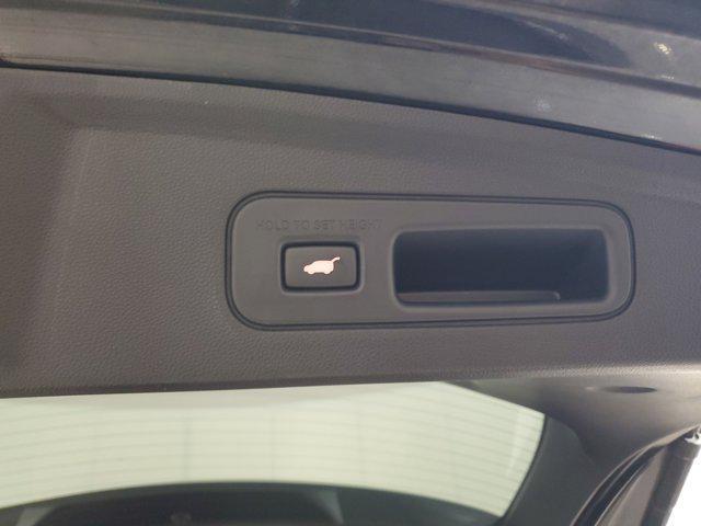 used 2023 Acura MDX car, priced at $40,312