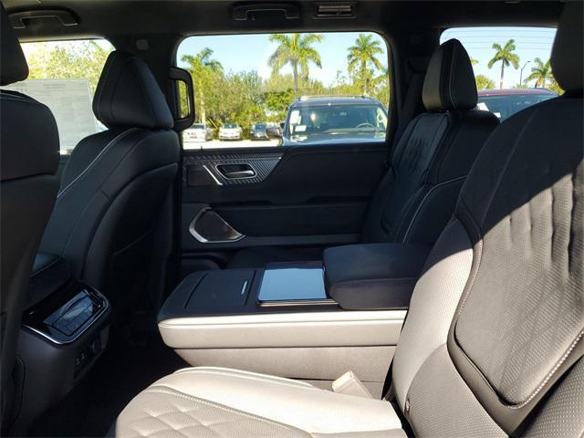 new 2025 INFINITI QX80 car, priced at $112,590