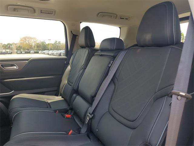 new 2025 INFINITI QX80 car, priced at $92,100