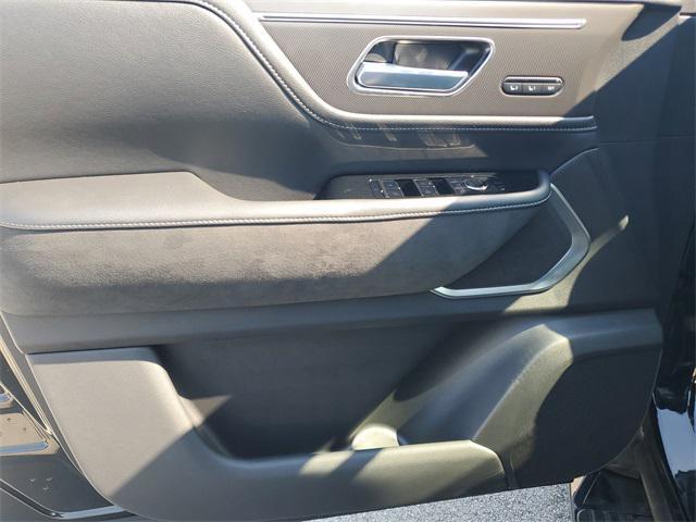 new 2025 INFINITI QX80 car, priced at $92,100