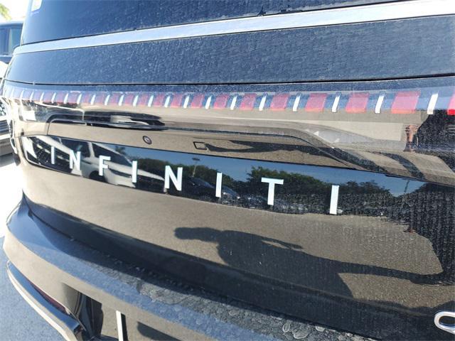 new 2025 INFINITI QX80 car, priced at $92,100