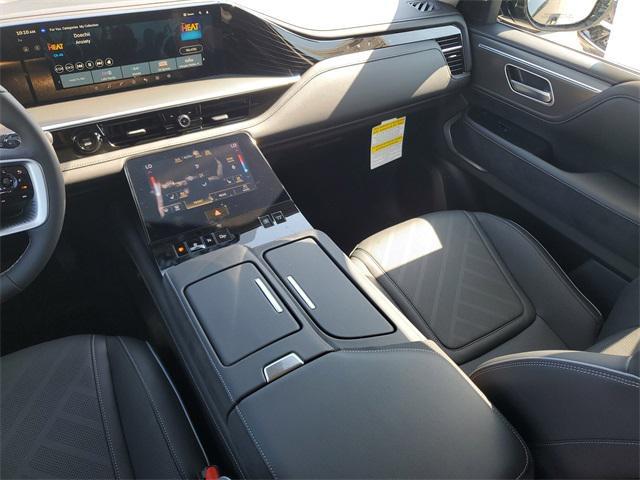 new 2025 INFINITI QX80 car, priced at $92,100