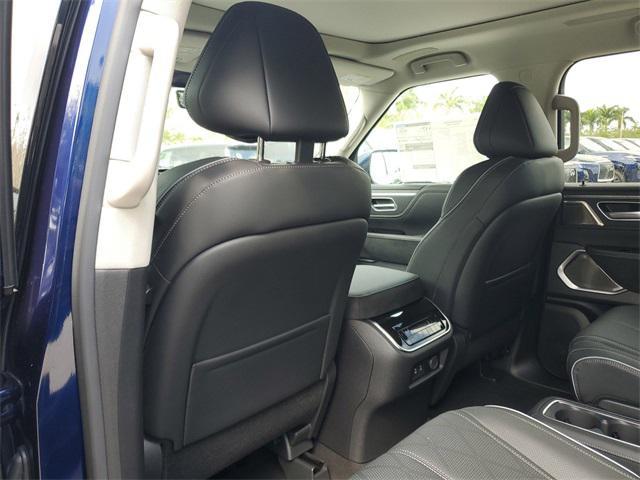 new 2025 INFINITI QX80 car, priced at $106,250