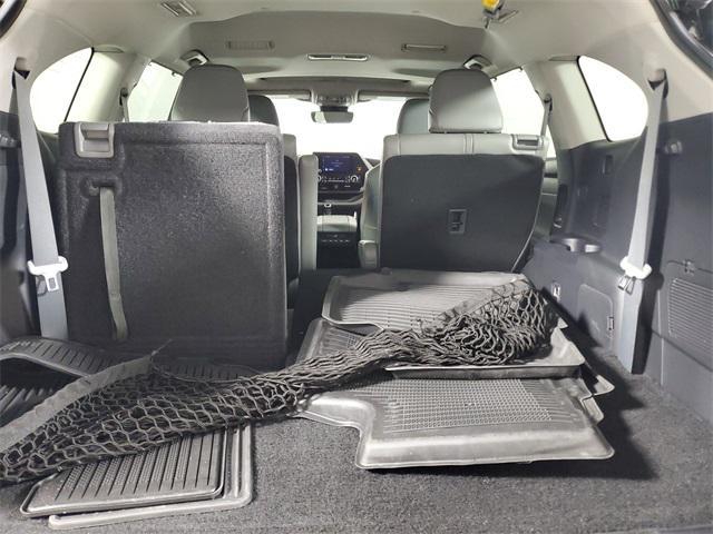used 2023 Toyota Highlander car, priced at $37,481