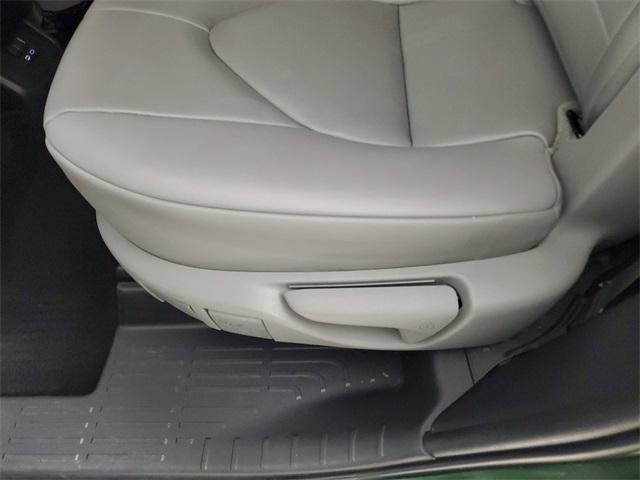 used 2023 Toyota Highlander car, priced at $37,481