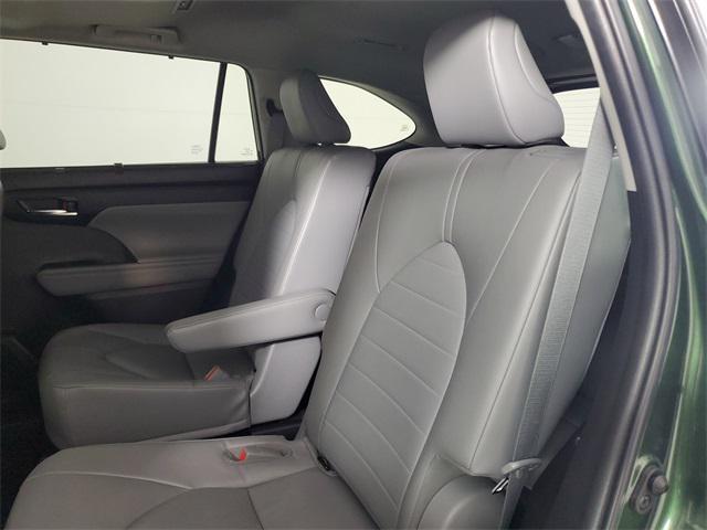 used 2023 Toyota Highlander car, priced at $37,481