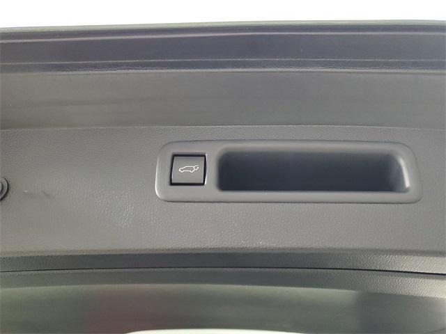 used 2023 Toyota Highlander car, priced at $37,481