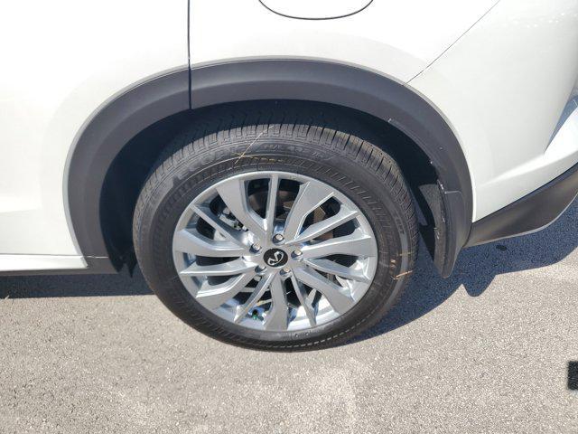 new 2025 INFINITI QX50 car, priced at $38,270