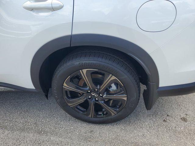 new 2026 INFINITI QX60 car, priced at $70,100