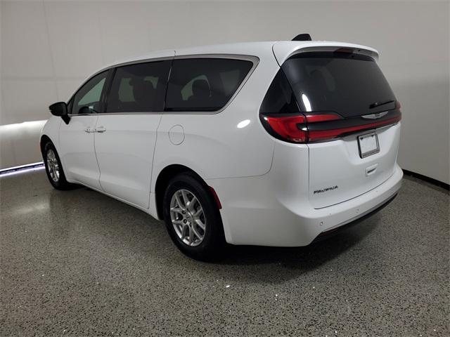 used 2024 Chrysler Pacifica car, priced at $34,951