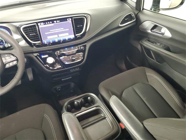 used 2024 Chrysler Pacifica car, priced at $34,951