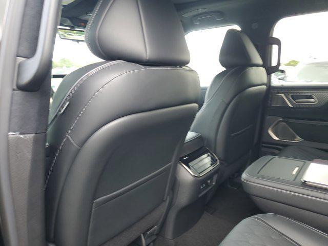 new 2026 INFINITI QX80 car, priced at $116,955